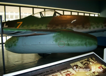 ME-262 USAF Museum [Walk Around]