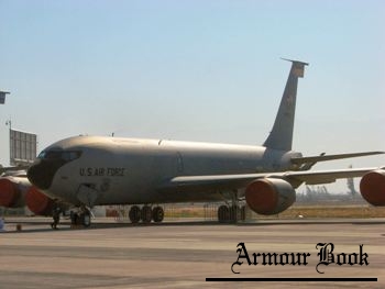 KC-135R Stratotanker [Walk Around]