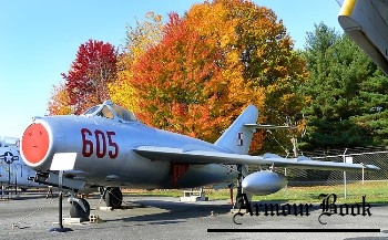 MiG-17F Fresco C [Walk Around]