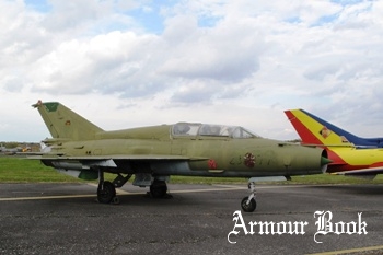 Mikoyan-Gurevich MiG-21UM 'Mongol-B' [Walk Around]